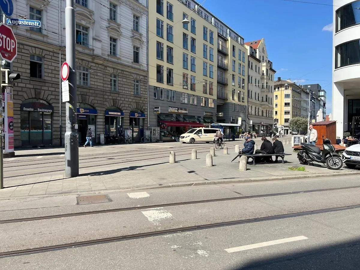 Zimmer Apartment Privat München